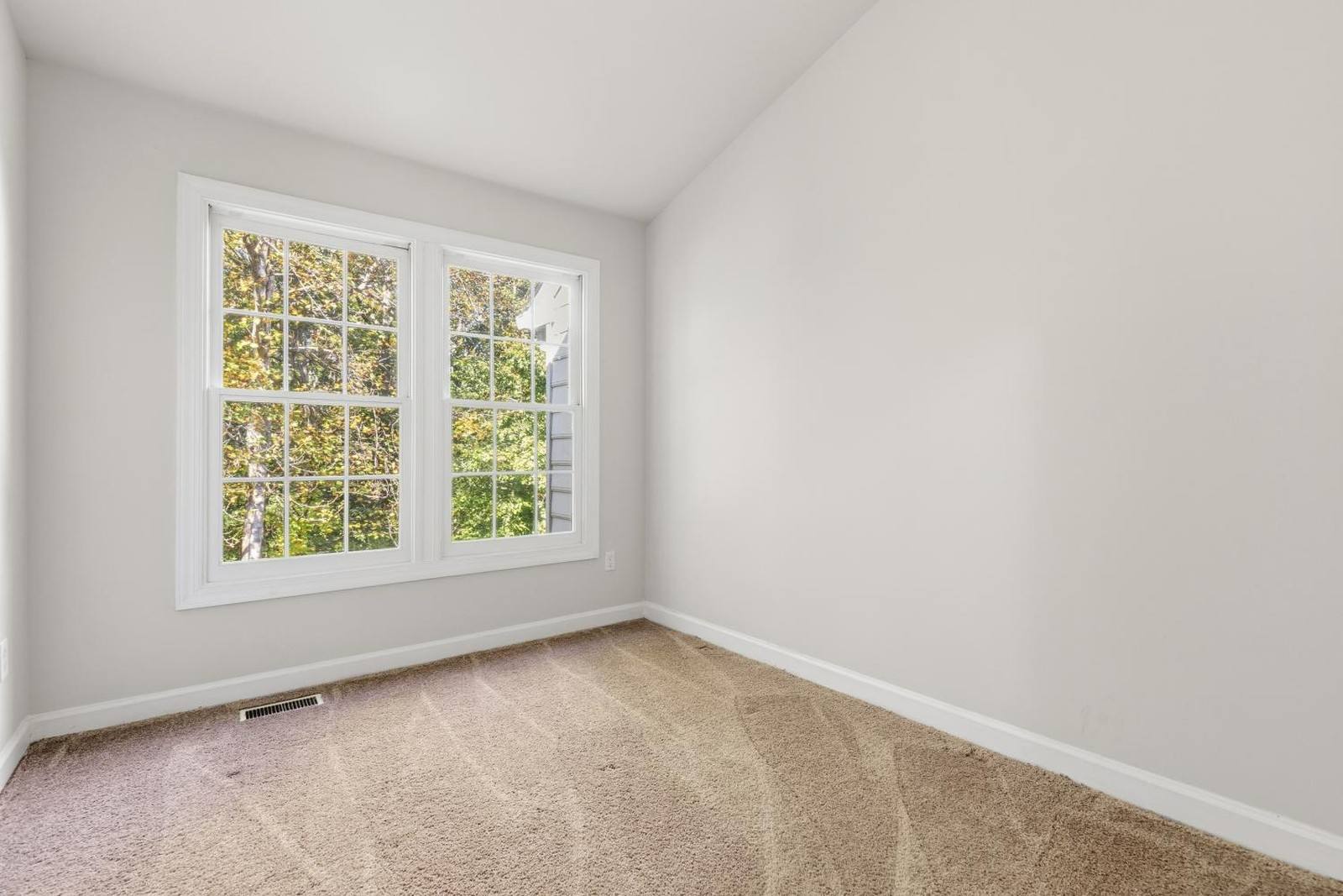 Bedroom in Woodbridge, VA, as photographed before staging