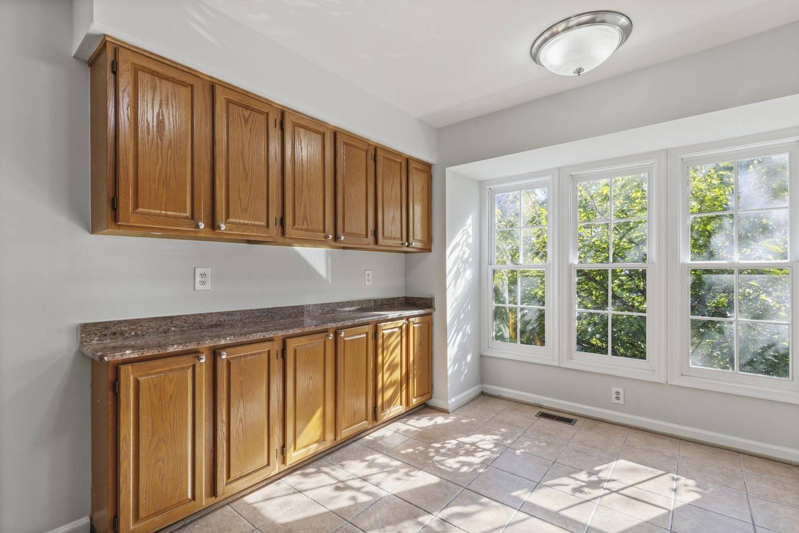 Kitchen in Woodbridge, VA, as photographed before staging